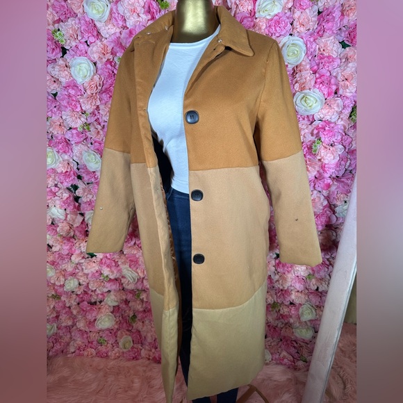Fashion Nova Jackets & Blazers - Two-Tone Tan Women's Coat